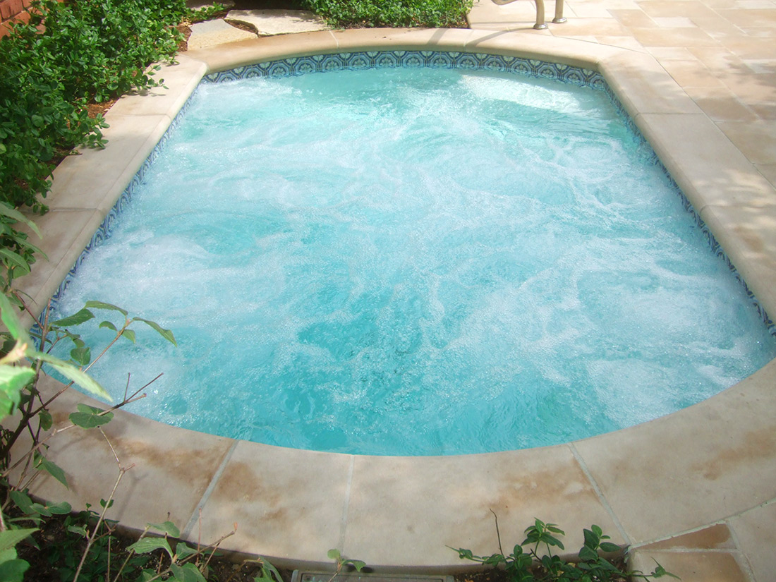 Residential Spas and Whirlpools | PJS Pool Construction
